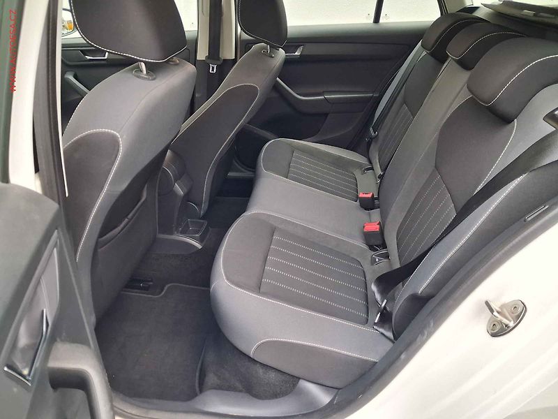 Škoda Fabia (2021) 1.0 TSi, 1.maj,ČR, Ambition - fotka 10 z 17