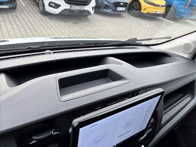 Ford Transit 2,0 EcoBlue 96kW L3 - fotka 37 z 40