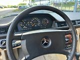 Mercedes-Benz 124 (1986) 230E 97kw - náhled 31