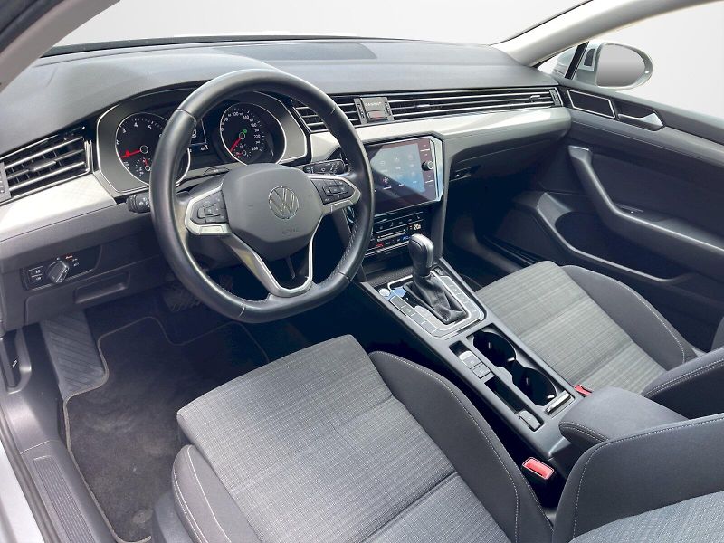 Volkswagen Passat (2021) 1.5 TSI 110 kW DSG Business - fotka 5 z 34