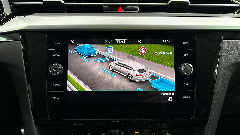 Volkswagen Arteon 2.0 TDI DSG Elegance Shooting - fotka 28 z 31