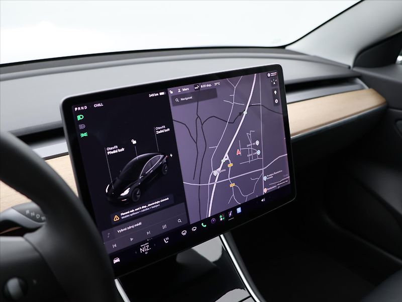 Tesla Model 3 Std Range Plus 52kWh - fotka 15 z 27