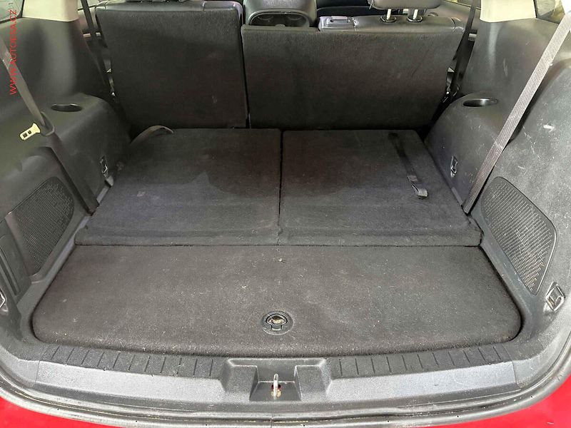 Fiat Freemont (2014) 2.0JTD 4x4, 7míst, AT, navi - fotka 7 z 16