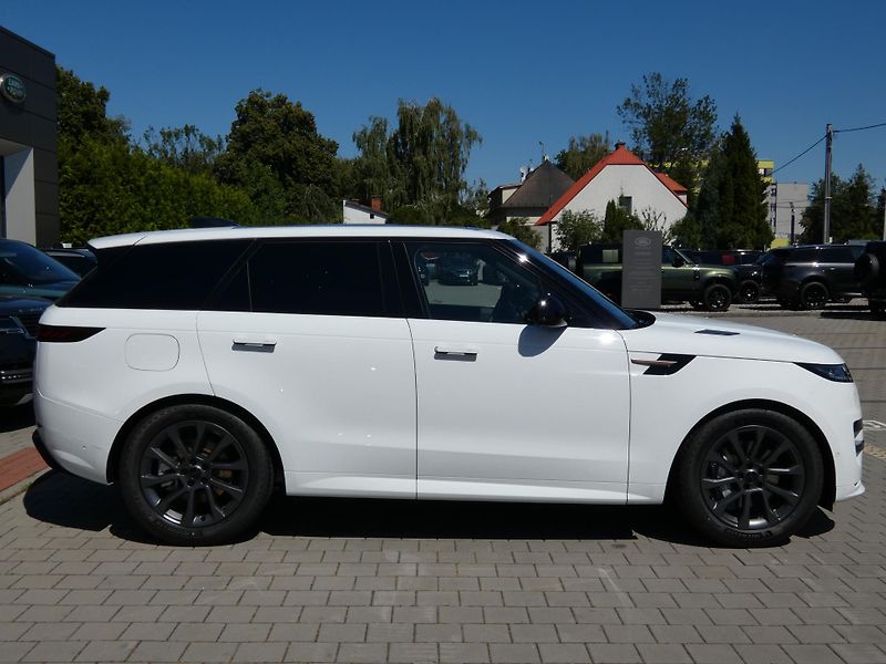 Land Rover Range Rover Sport (2026) 3,0 Dynamic SE D250 - fotka 6 z 34