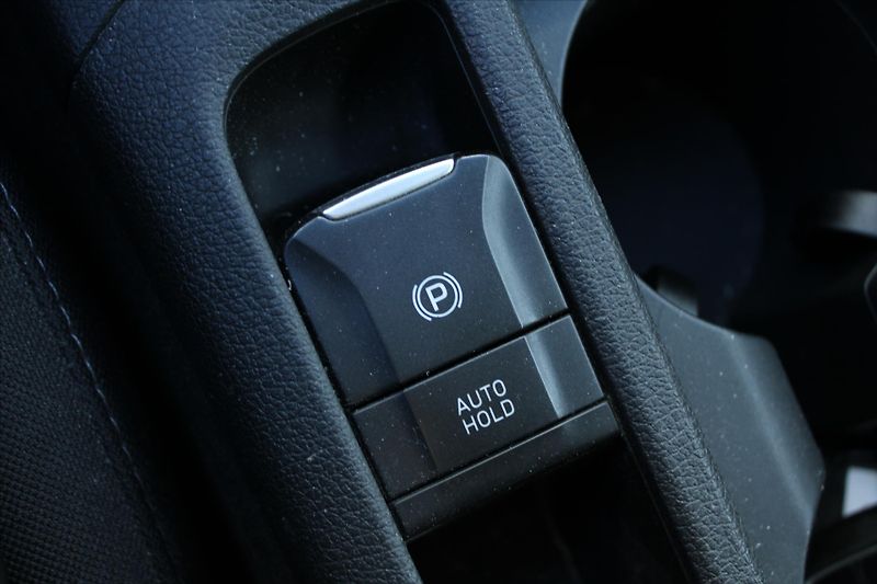 Hyundai i30 1.4 T-GDI ALL INCLUSIVE ČR - fotka 20 z 23