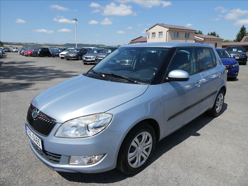 Škoda Fabia 1,2 Tsi 63kW SPORT,digi.klima - fotka 3 z 36