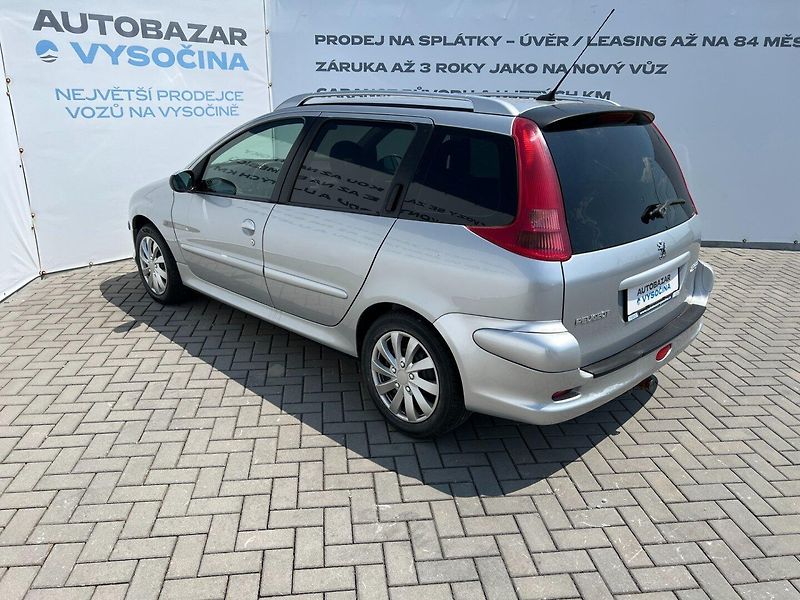 Peugeot 206 (2003) SW 1.6i 80kW QUIKSILVER - fotka 6 z 19