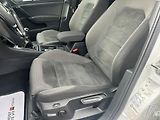 Volkswagen Golf Variant 2,0TDi Highline NAVI LEDMATRIX - náhled 26