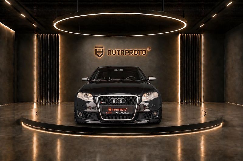 Audi RS 4 (2007) Avant*4.2 V8*Quattro*R19 - fotka 2 z 11