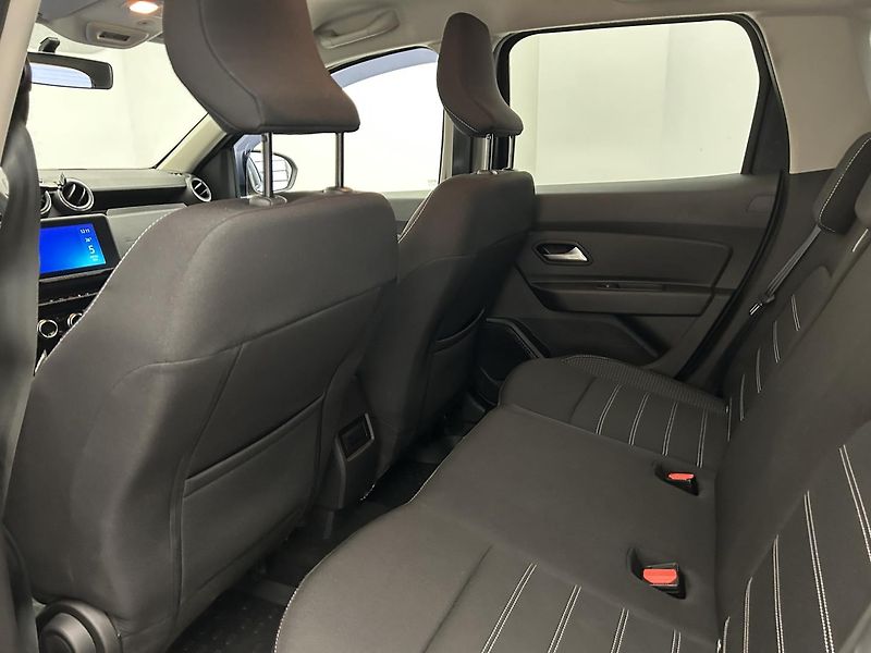 Dacia Duster 1.0 TCE Comfort - fotka 17 z 24