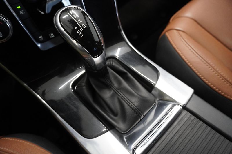 Volvo S60 D5 AUTOMAT - fotka 10 z 28