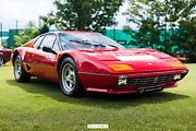 Poslední dubnovou sobotu bude na trávnících v areálu Galerie Golf Hostivař k vidění zhruba padesátka špičkových historických automobilů.