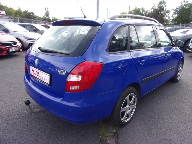 Škoda Fabia 1,4 16V - fotka 3 z 25