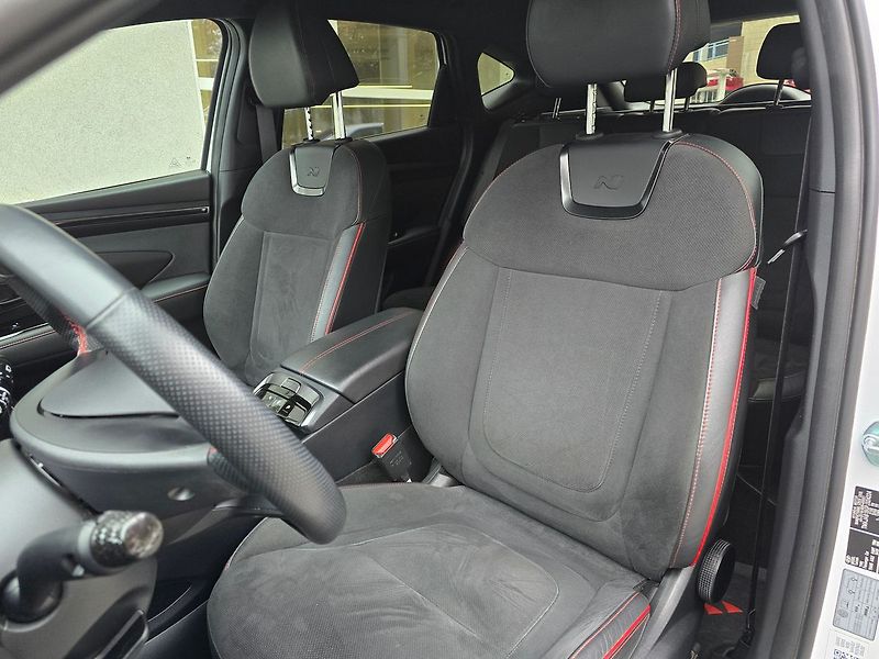 Hyundai Tucson 1.6 T-GDi N-Line DCT, serv.kn. - fotka 11 z 28