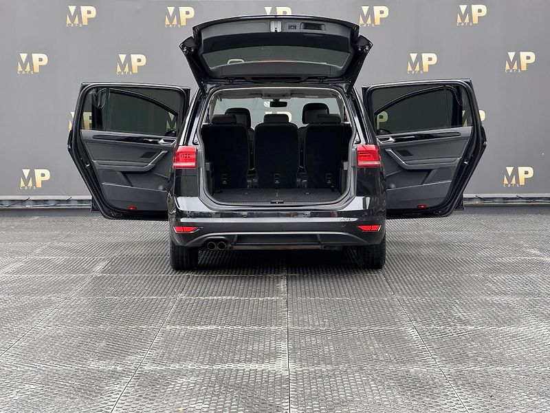 Volkswagen Touran (2017) 1.4TSi Highline 7míst RZV - fotka 11 z 48