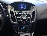 Ford Focus (2013) 2.0 TDCi, Serv.kniha, Navi - náhled 12