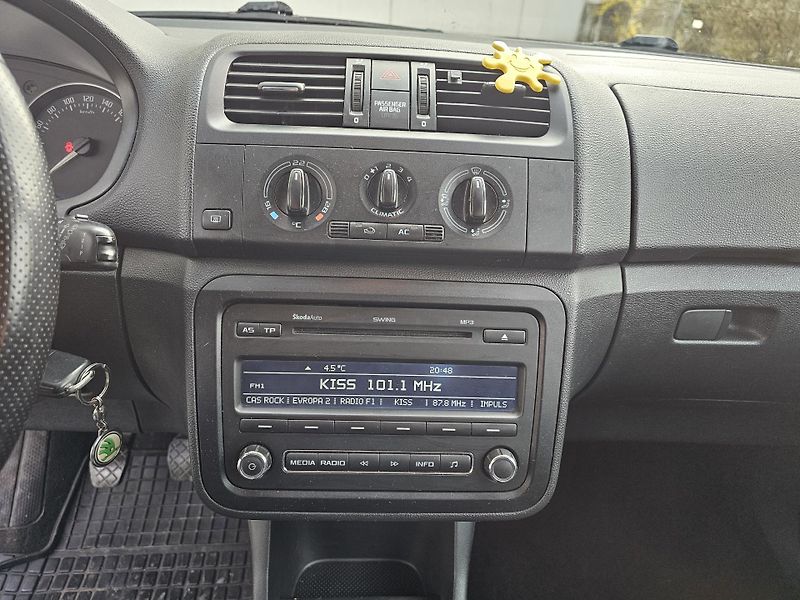 Škoda Fabia (2011) 2 1.6TDI - fotka 12 z 19