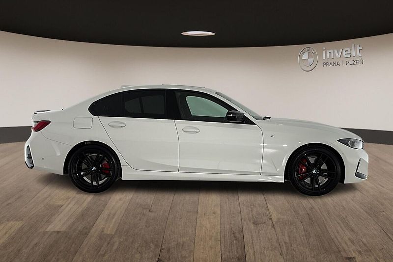 BMW Řada 3 řady 3 | M340d xDrive - fotka 2 z 25