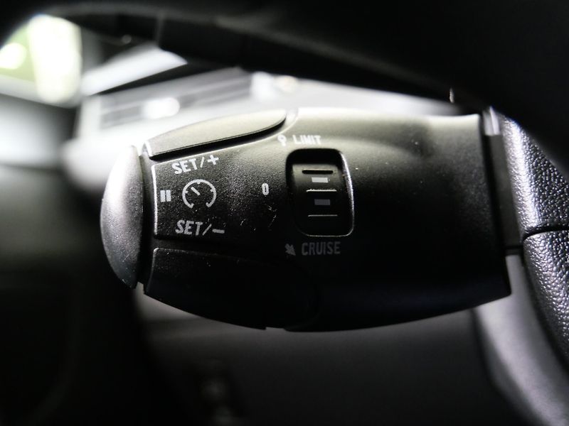 Peugeot 208 - fotka 16 z 23