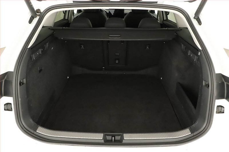 Škoda Superb (2024) Ambition 2.0 TDI - fotka 11 z 27