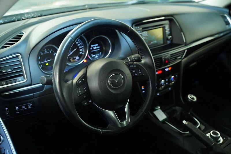 Mazda 6 - fotka 14 z 28