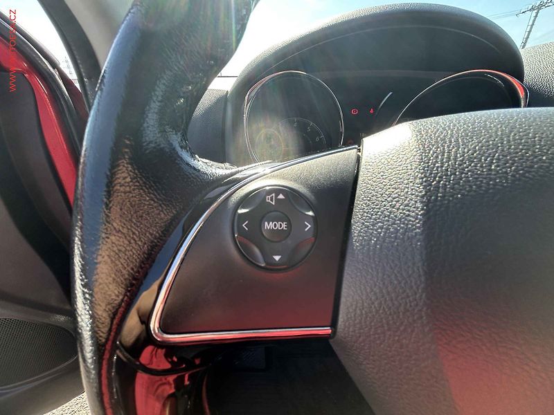 Mitsubishi ASX (2017) 1.6 MIVEC, AC, výhřev sed. - fotka 16 z 17