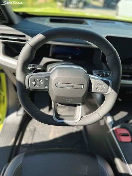 Jeep Compass (2026) First Edition Electric 213k 74 - fotka 9 z 11