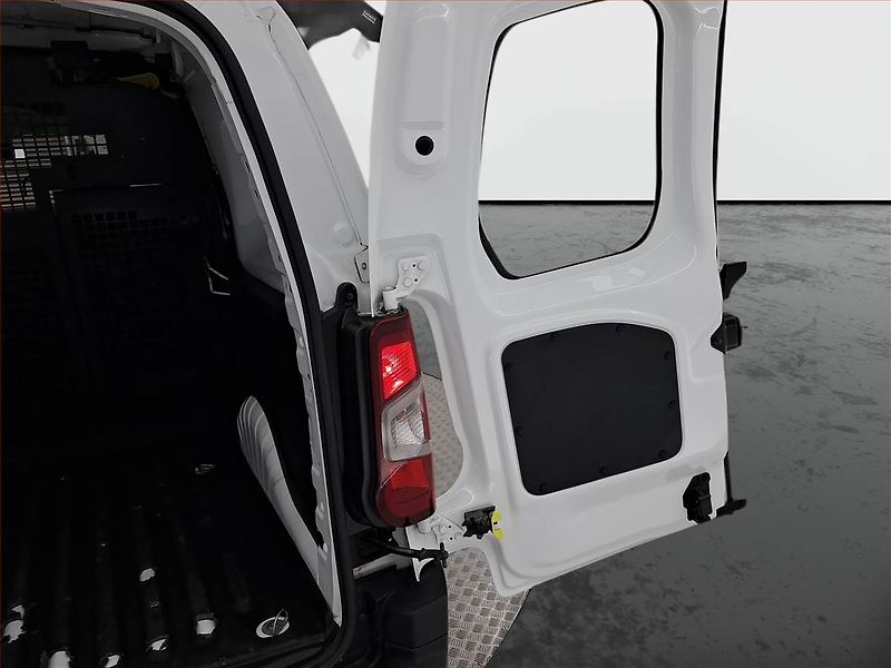 Peugeot Partner (2021) Maxi 1.5 BlueHDi, 5Míst, 780kg - fotka 14 z 14
