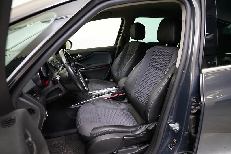 Opel Zafira - fotka 11 z 25