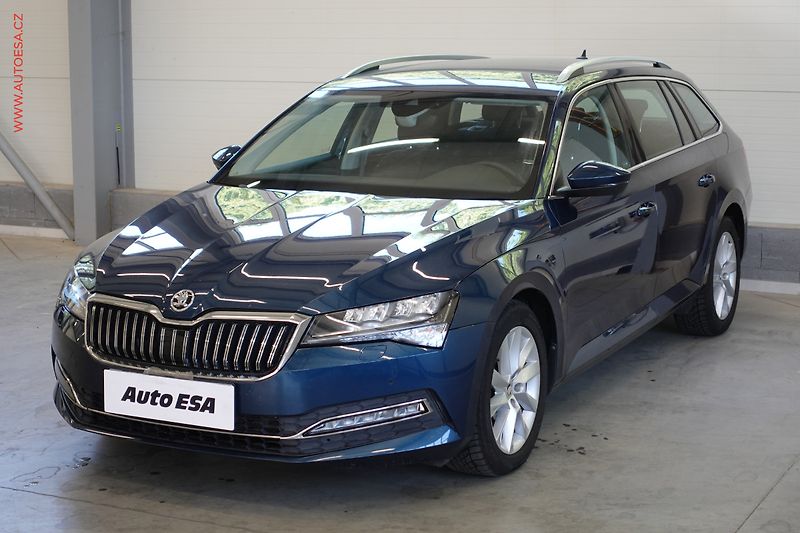 Škoda Superb (2020) 2.0TDi, Style, DSG, LED - fotka 3 z 22