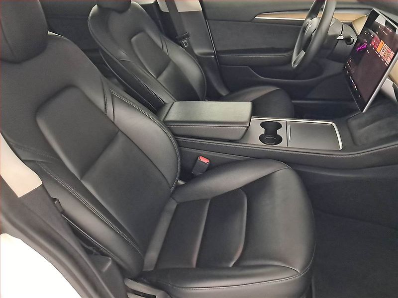 Tesla Model 3 (2021) Long Range 4WD 82kWh, SoH 81% - fotka 9 z 21