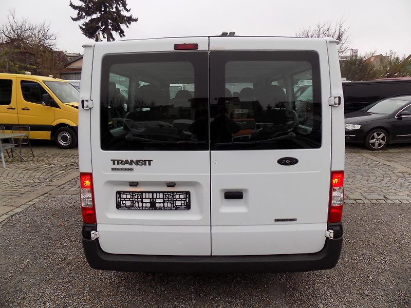 Ford Transit 2,2 TDCI SWB TREND AC 9 MÍST - fotka 13 z 43