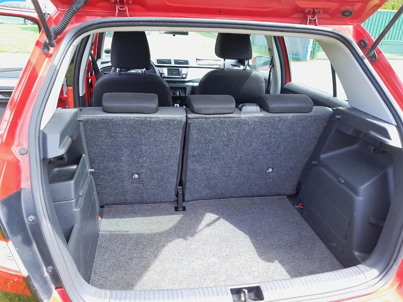 Škoda Fabia (2015) 1,2 TSI 66KW - fotka 13 z 18