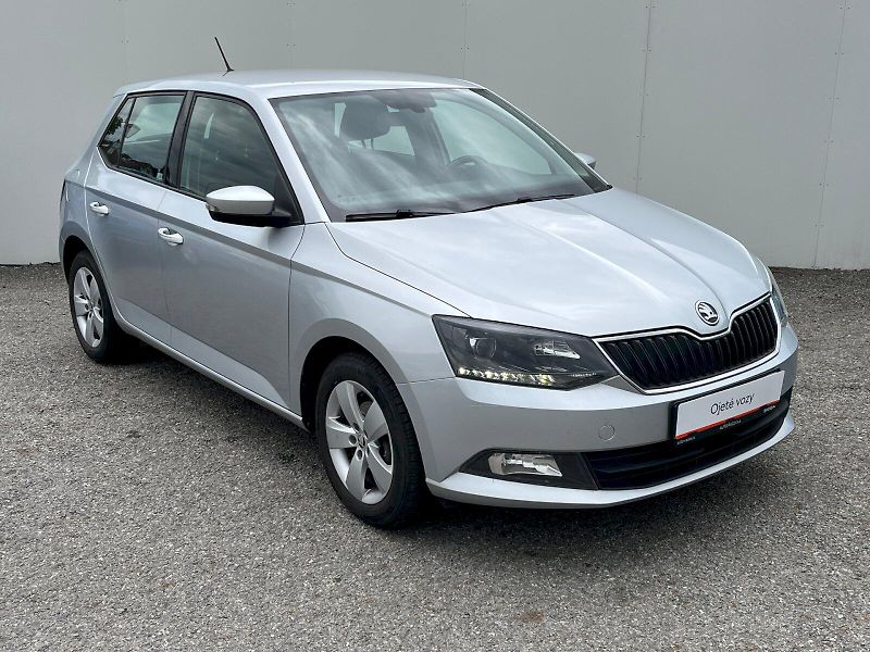 Škoda Fabia (2015) 1.4 TDI 66kW Style - fotka 21 z 23