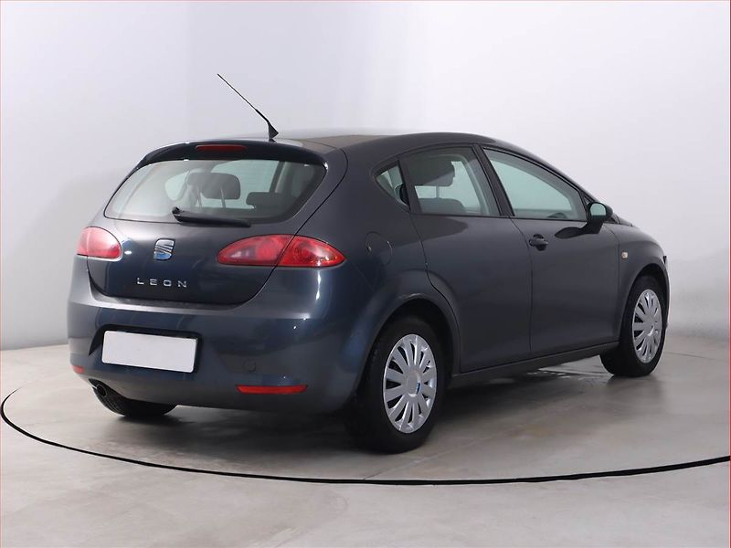 Seat Leon (2009) 1.6, nová STK, jezdí výborně - fotka 5 z 15