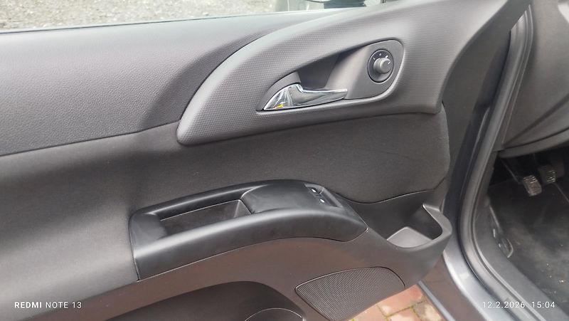 Opel Meriva (2013) 1.4 16v  ++ TOP STAV ++ - fotka 7 z 37