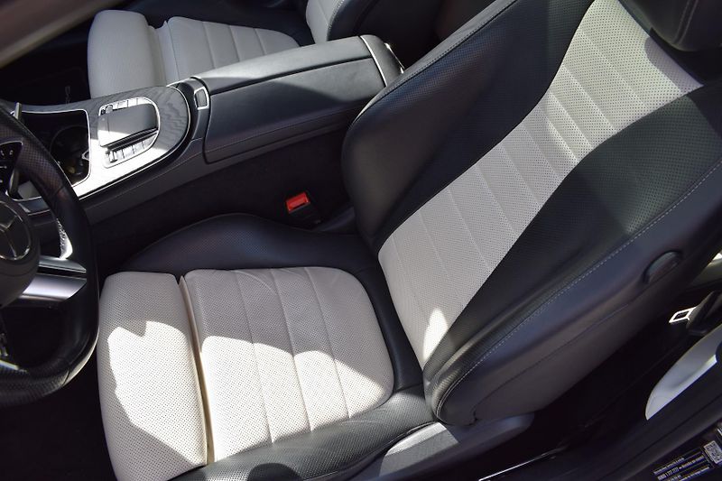 Mercedes-Benz Třídy E (2021) E400d 4M AMG Coupe/KeyLess/mas - fotka 12 z 46