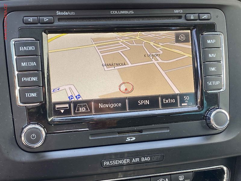 Škoda Superb (2012) 2.0TDi, DSG, bixen - fotka 18 z 21