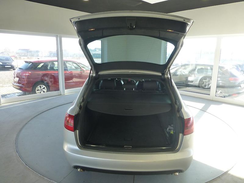 Audi A6 (2007) 3,0TDI**QUATTRO**NAVIG**XENONY - fotka 21 z 22