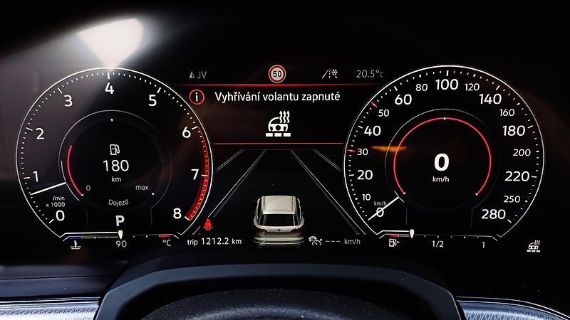 Volkswagen Touareg TSI 250kW R-LINE - fotka 17 z 33