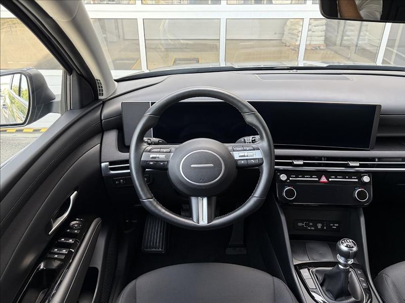Hyundai Tucson 1,6 T-GDI  FL Style - fotka 12 z 23