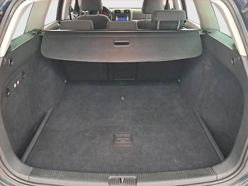 Volkswagen Golf (2008) 1.4 TSI, Tempomat - fotka 13 z 16