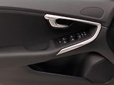 Volvo V40 T2 MOMENTUM AUT  - náhled 29