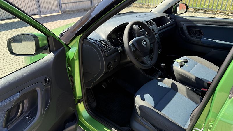 Škoda Fabia 1.4*16V*63kW*FRESH*SPORT*ČR* - fotka 10 z 21