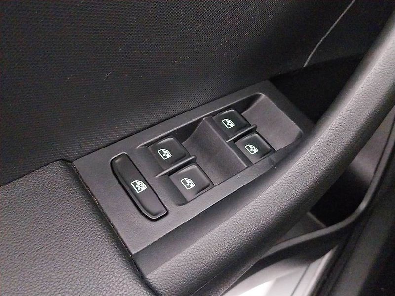 Škoda Rapid (2018) Spaceback 1.4 TSI, Automat - fotka 20 z 22