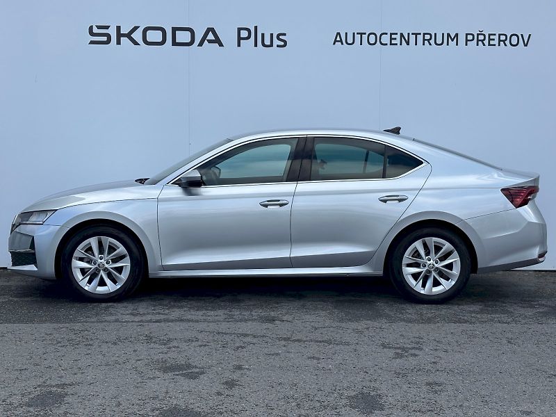 Škoda Octavia (2024) 1.5 TSI 110kW DSG Top Selectio - fotka 3 z 35