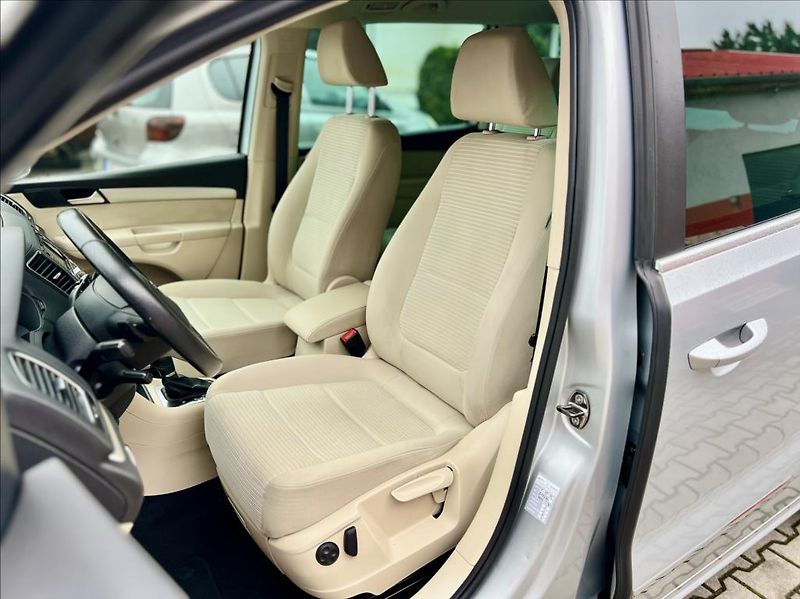 Seat Alhambra 2,0 TDi / STYLE / DSG / 7-míst - fotka 9 z 44