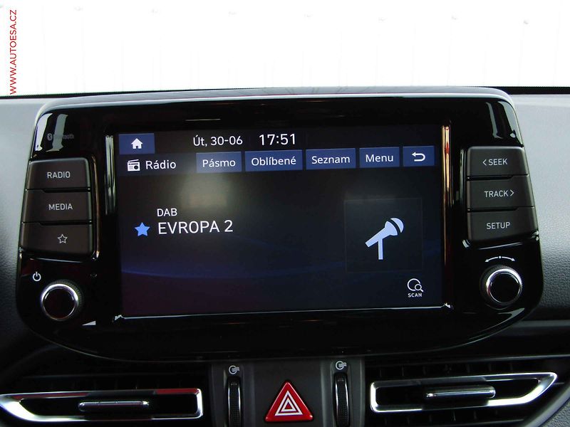 Hyundai i30 (2021) 1.6 CRDi, 1.maj,ČR, LED - fotka 17 z 22