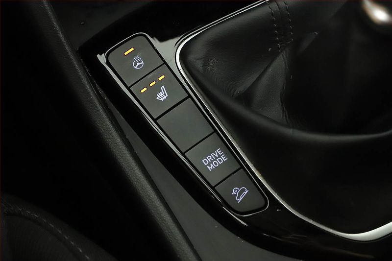 Hyundai Tucson (2021) 1.6 T-GDI - fotka 13 z 20