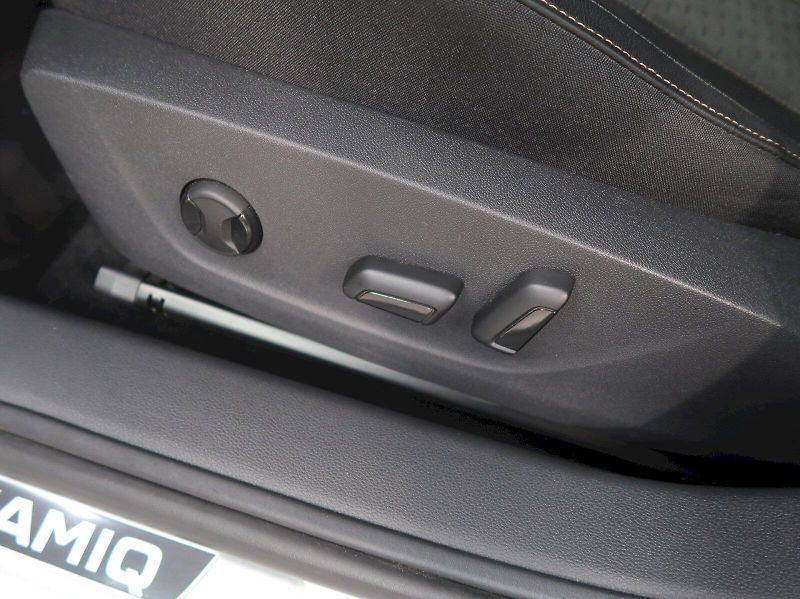 Škoda Kamiq (2025) TOP SELECTION 1.0TSI 85KW - fotka 14 z 41